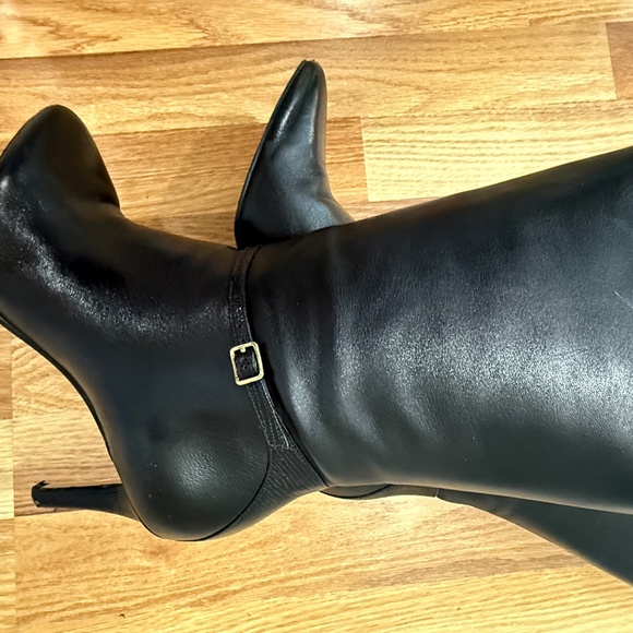 Cole Haan Size 8B Extended Calf, Garner Tall Boot Black - Picture 8 of 11